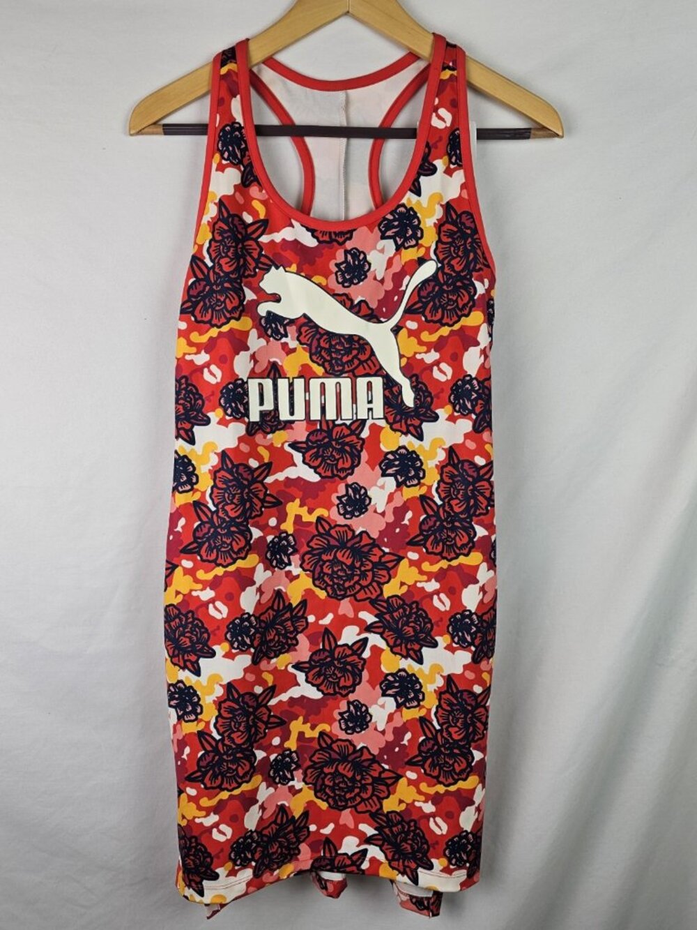 PUMA Women's Dress Size Medium Pink Floral Sleeveless Bodycon Flourish Dress